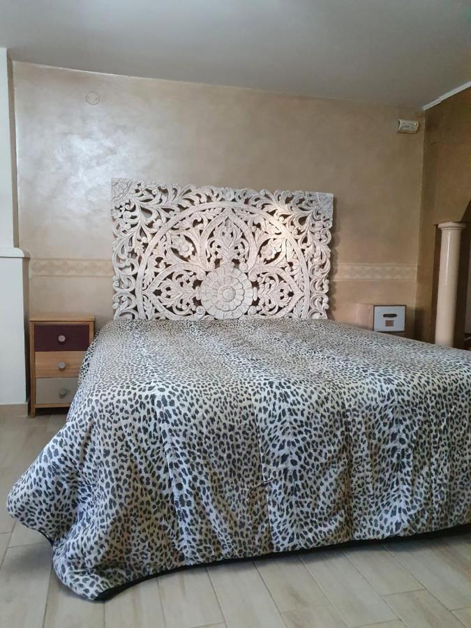 Bed And Breakfast Da "Cenzino" Crispiano Exterior photo